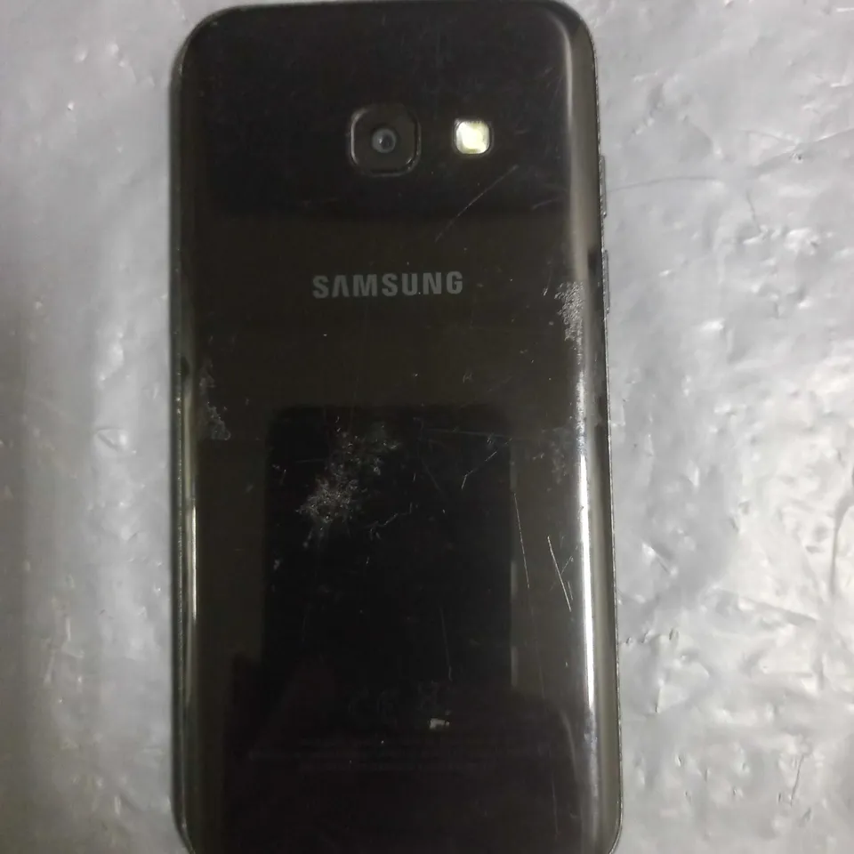 SAMSUNG GALAXY A3 16GB SM-A320FL