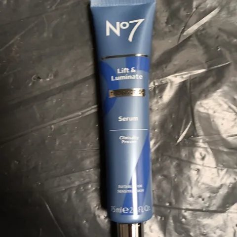 NO7 LIFT & LUMINATE SERUM – 75 ML