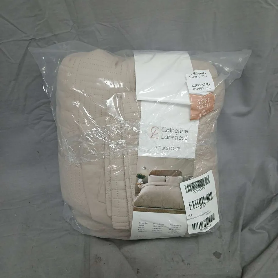 CATHERINE LANSFIELD FOLKSTONE SUPERKING DUVET SET – SOFT TOUCH