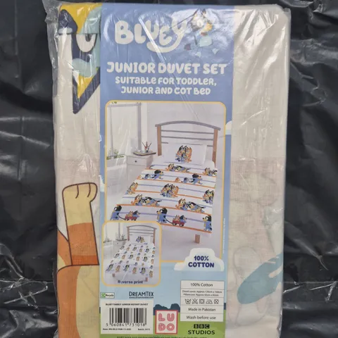 BLUEY FAMILY JUNIOR DUVET COVER SET - MULTI