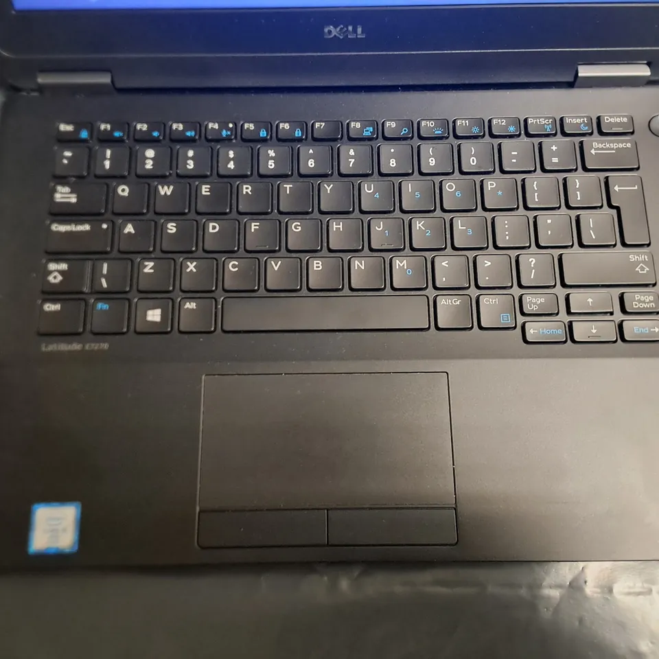 UNBOXED DELL LATITUDE E7270 INTEL I5 VPRO LAPTOP IN BLACK