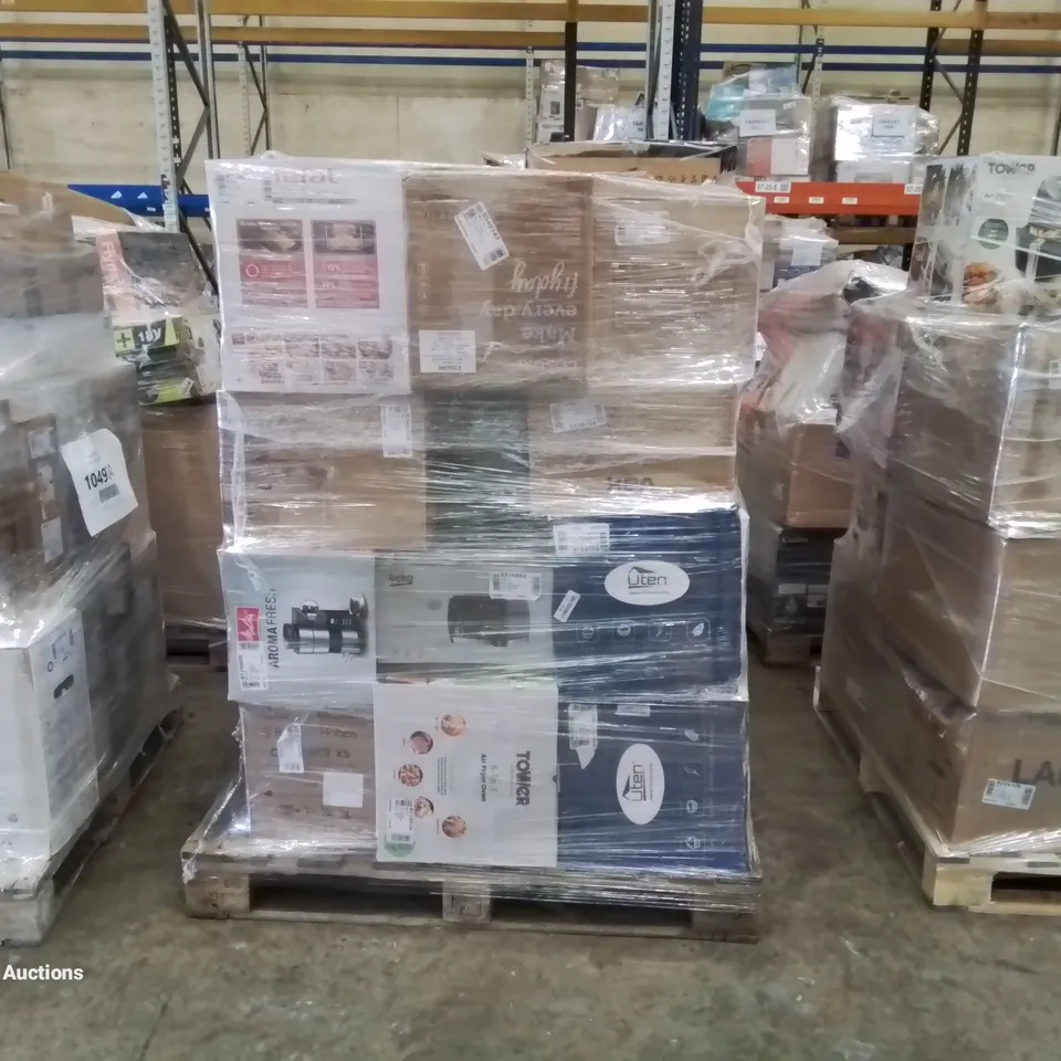 PALLET OF APPROXIMATELY 23 UNPROCESSED RAW RETURN HOUSEHOLD AND ELECTRICAL GOODS TO INCLUDE;