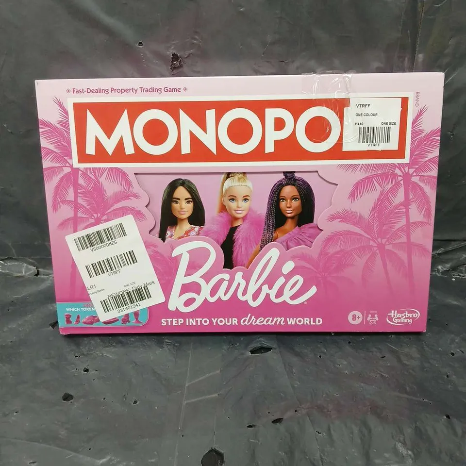 MONOPOLY BARBIE BOARD GAME 