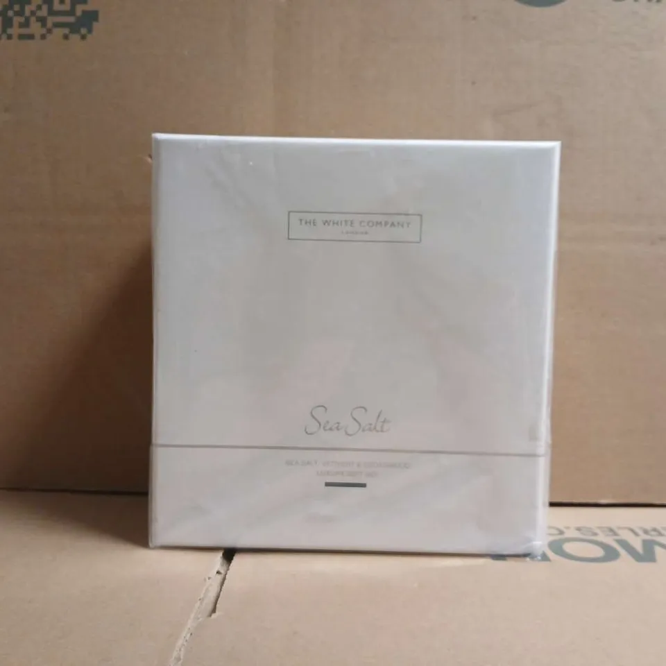 THE WHITE COMPANY SEA SALT LUXURY GIFT SET