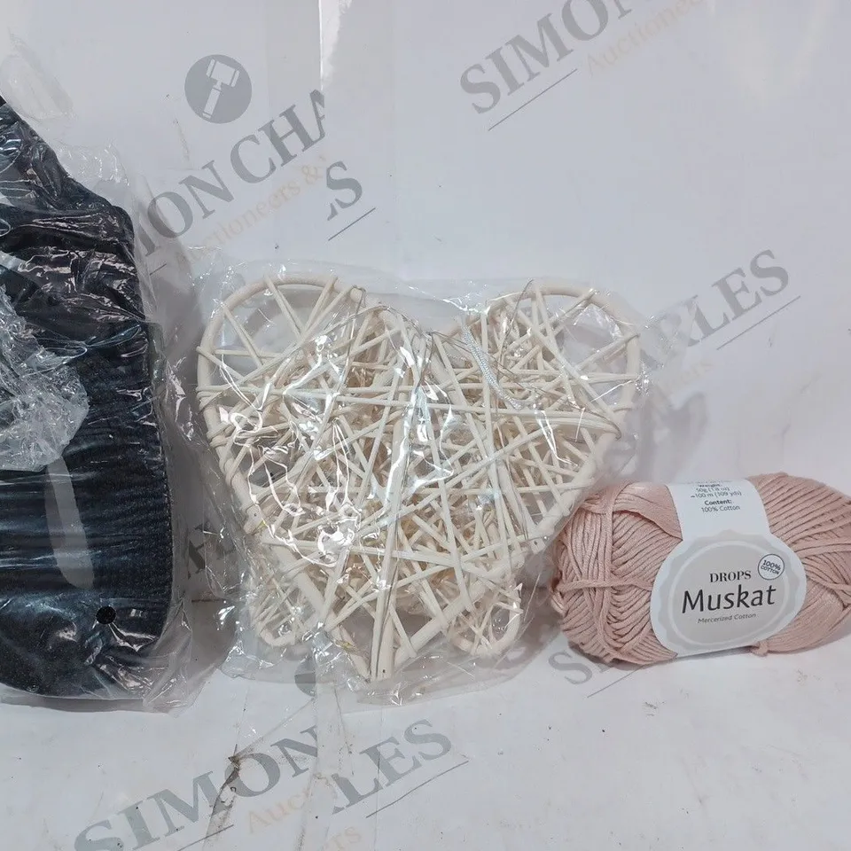 APPROXIMATELY 5 ASSORTED HOUSEHOLD ITEMS TO INCLUDE DROPS MUSKAT MERCERIZED COTTON, DECORATIVE WICKER STYLE HEART LIGHT, ETC