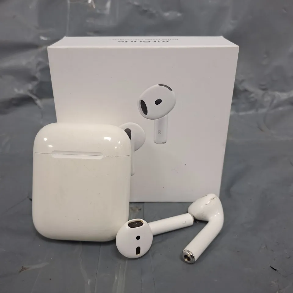 APPLE AIR PODS 4 W. ACTIVE NOISE CANCELLATION
