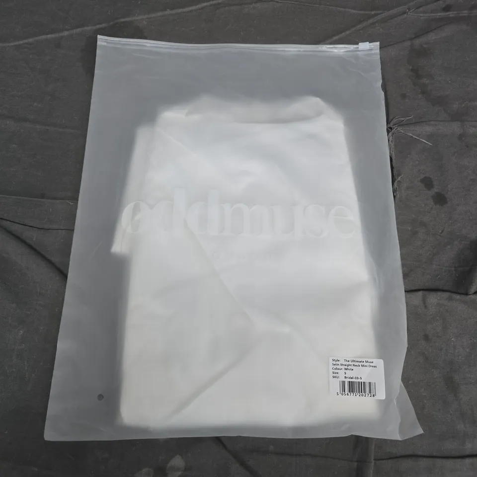 BAGGED ODDMUSE THE ULTIMATE MUSE SATIN STRAIGHT NECK MINI DRESS – WHITE, SIZE S (BRIDAL-03-S)