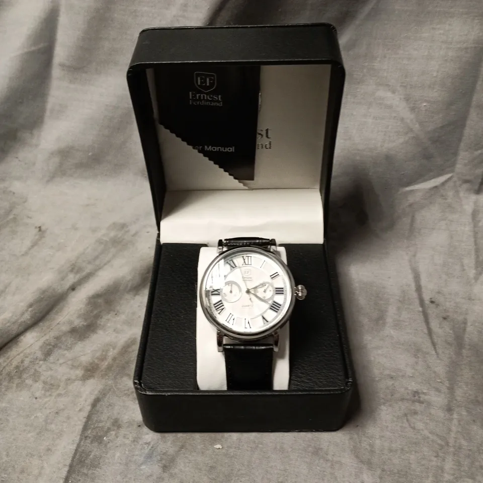 ERNEST FERDINAND QUARTZ WRISTWATCH – SILVER DIAL, ROMAN NUMERALS, BLACK LEATHER STRAP (BOXED)