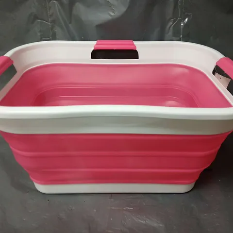 SAMMART LAUNDRY BASKET IN PINK/WHITE