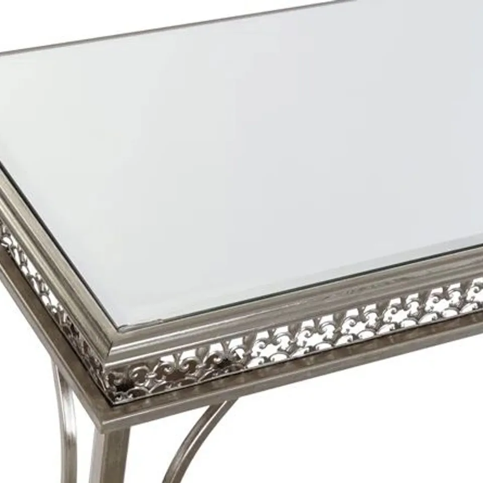 BOXED MOJICA 120 CM CONSOLE TABLE IN SILVER 