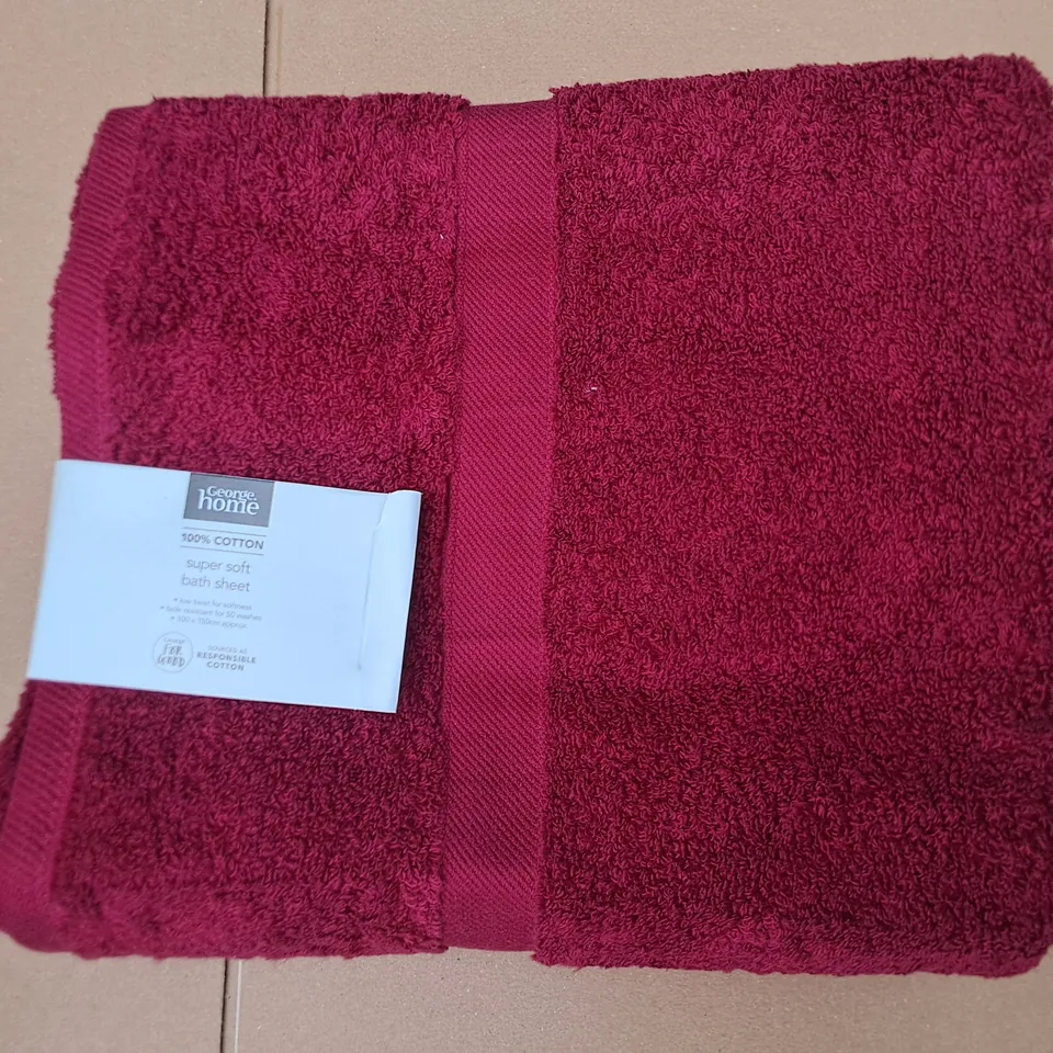 LOT OF 12 BRAND NEW SUPERSOFT BATH SHEETS IN BEET RED