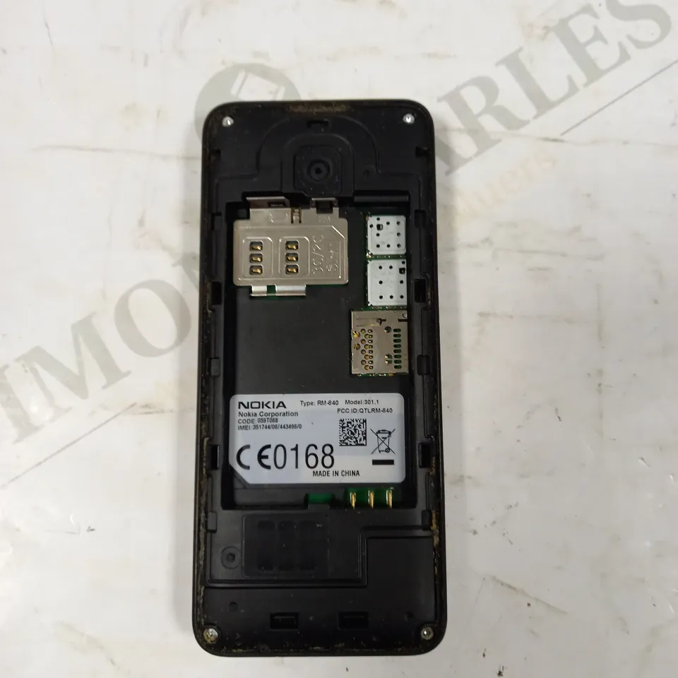 NOKIA RM-840 MOBILE PHONE 