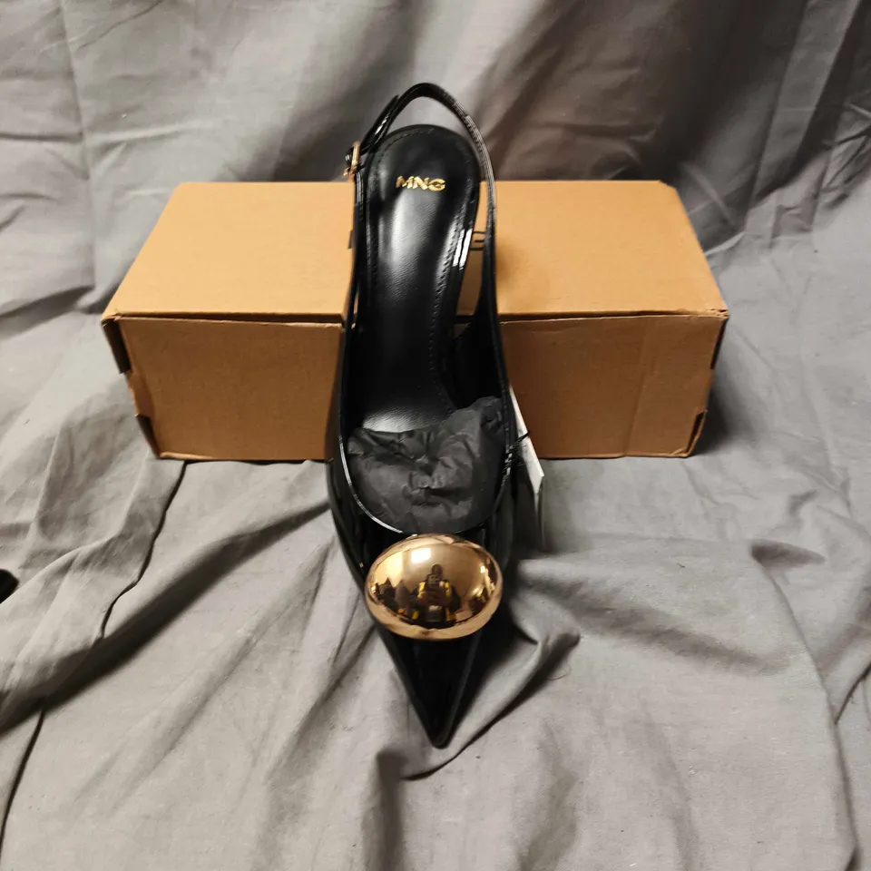 BOXED PAIR OF MNG BLACK SLINGBACK HEELS - SIZE 37
