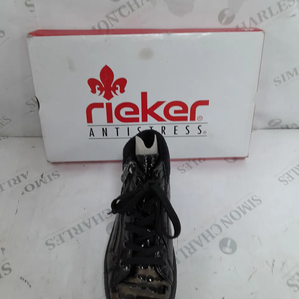 PAIR OF RIEKER TRAINER BOOTS SIDE ZIP BLACK/MULTI SIZE 4