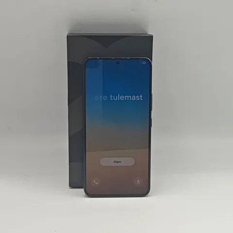BOXED SAMSUNG GALAXY S22 8GB RAM 128GB ROM IN PHANTOM BLACK - SM-S901B