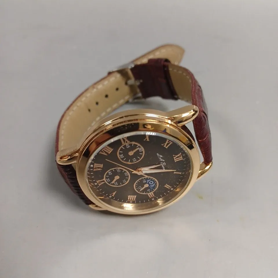 MENS LA BANUS WATCH – GOLD COLOUR CASE – LEATHER STRAP