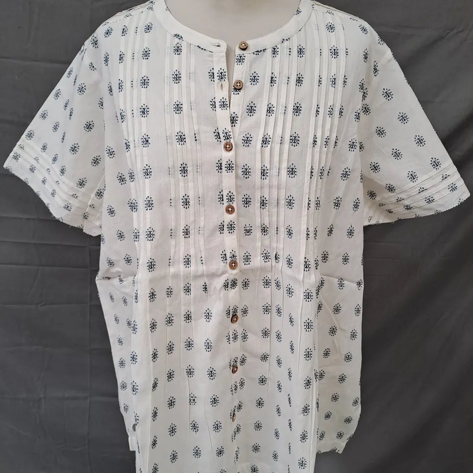 BRAKEBURN ELLA BLOUSE IN CREAM SIZE 18