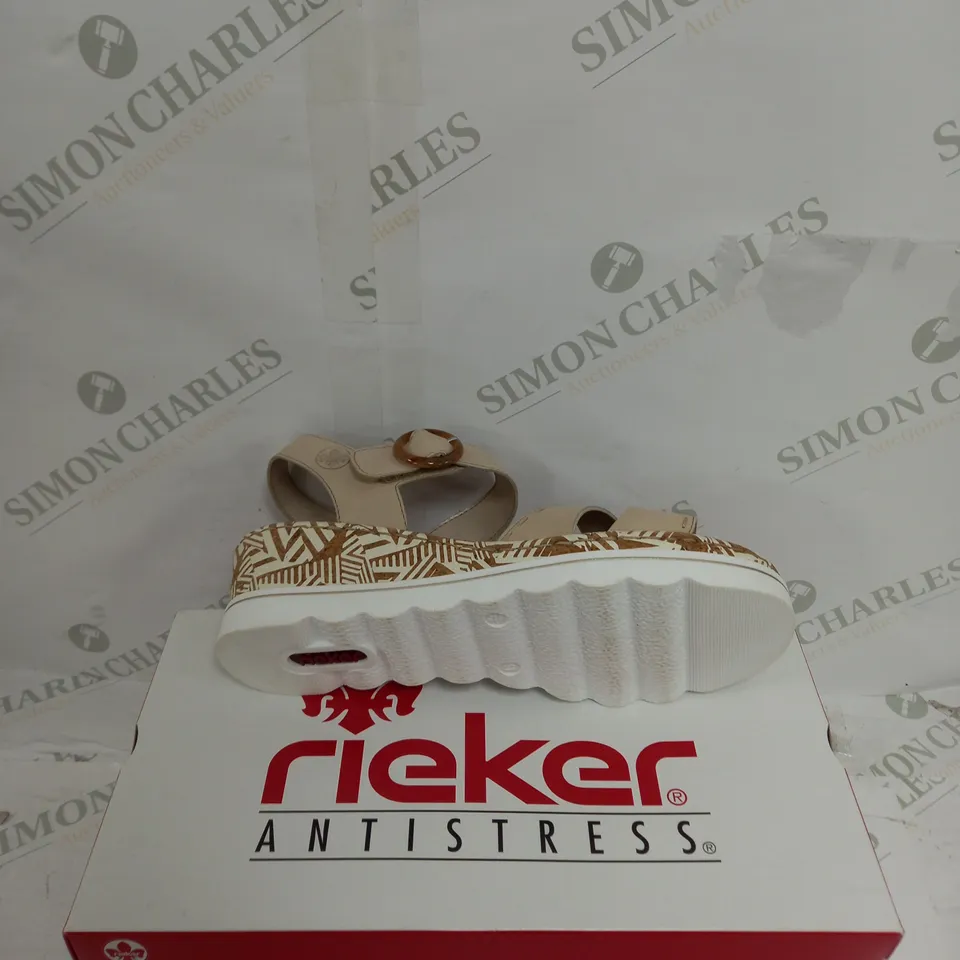 BOXED RIEKER BEIGE RASIED SANDAL SIZE 7.5