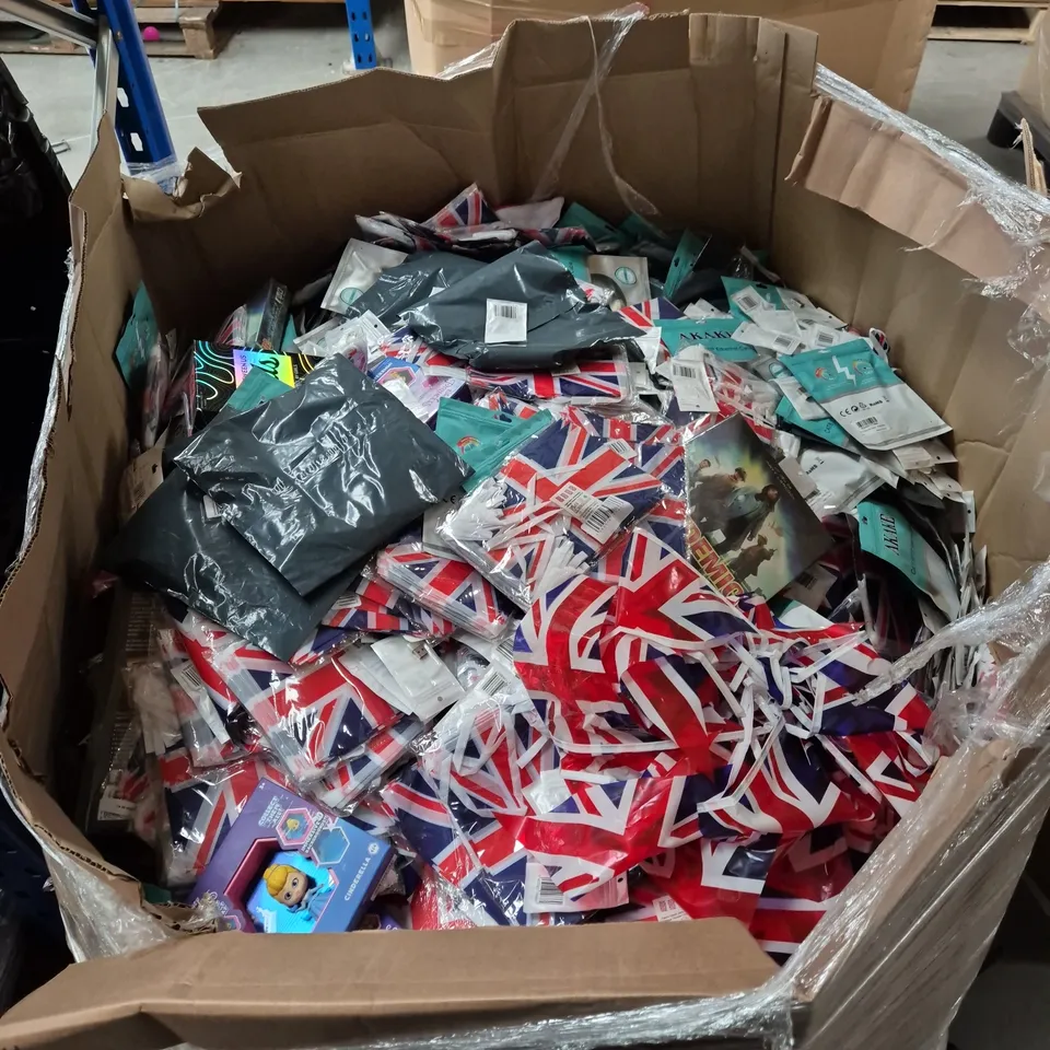 PALLET OF ASSORTED ITEMS TO INCLUDE GAMES, CABLES AND BUNTINGS - COLLECTION ONLY 