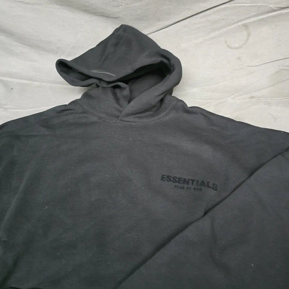 ESSENTIALS FEAR OF GOD HOODIE – BLACK - SIZE M