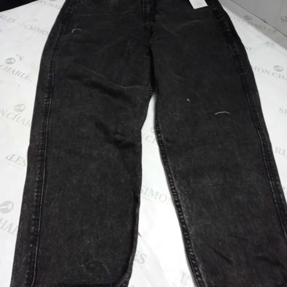 FIRETRAP MOM JEANS IN IN BLACK WASH - 14R