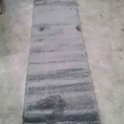 QUALITY DESIGNER AREA RUG - APPROXIMATELY 230X70CM