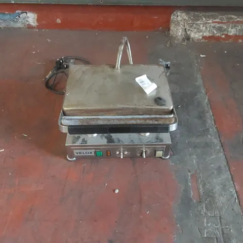 VELOX COMMERCIAL SANDWICH PRESS/CONTACT GRILL
