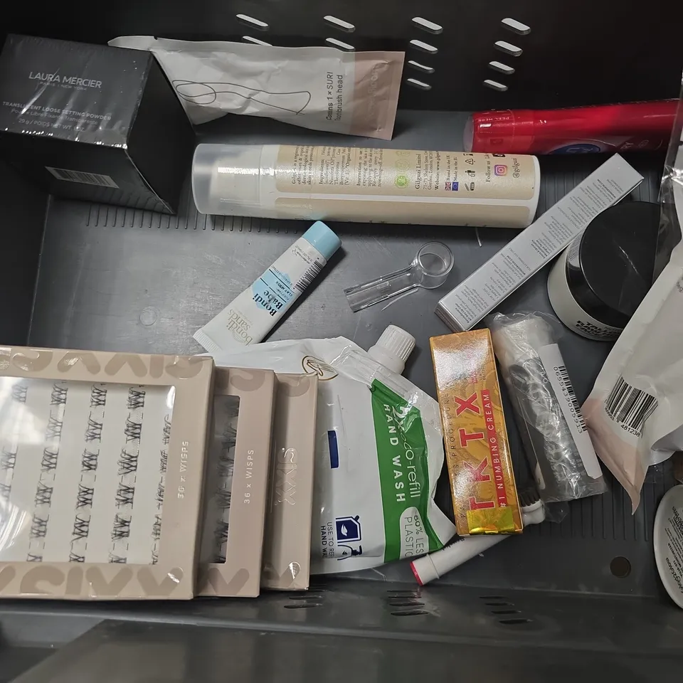 APPROXIMATELY 12 ASSORTED HEALTH & BEAUTY ITEMS TO INCLUDE - FUN TIME STRAWBERRY LUBE , NIVEA ORANGE & AVOCADO OIL , TRUTHPASTE BONTANICAL TOOTHPASTE ETC