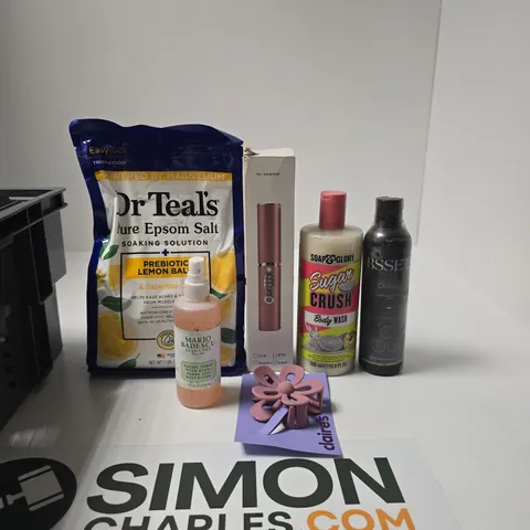 TOTE OF APPROXIMATELY 10 ASSORTED BEAUTY PRODUCTS INCLUDING CORDLESS HAIR STRAIGHTENER, MARIO BADESCU FACIAL SPRAY AND DR TEALS PURE EPSON SALT