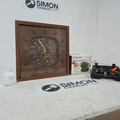BOX OF APPROXIMATELY 10 ASSORTED ITEMS INCLUDING WOODEN CLOCK, WONDER ROSE EAU DE PARFUM AND LIVMORE SPACES CERAMIC AROMA OIL BURNER