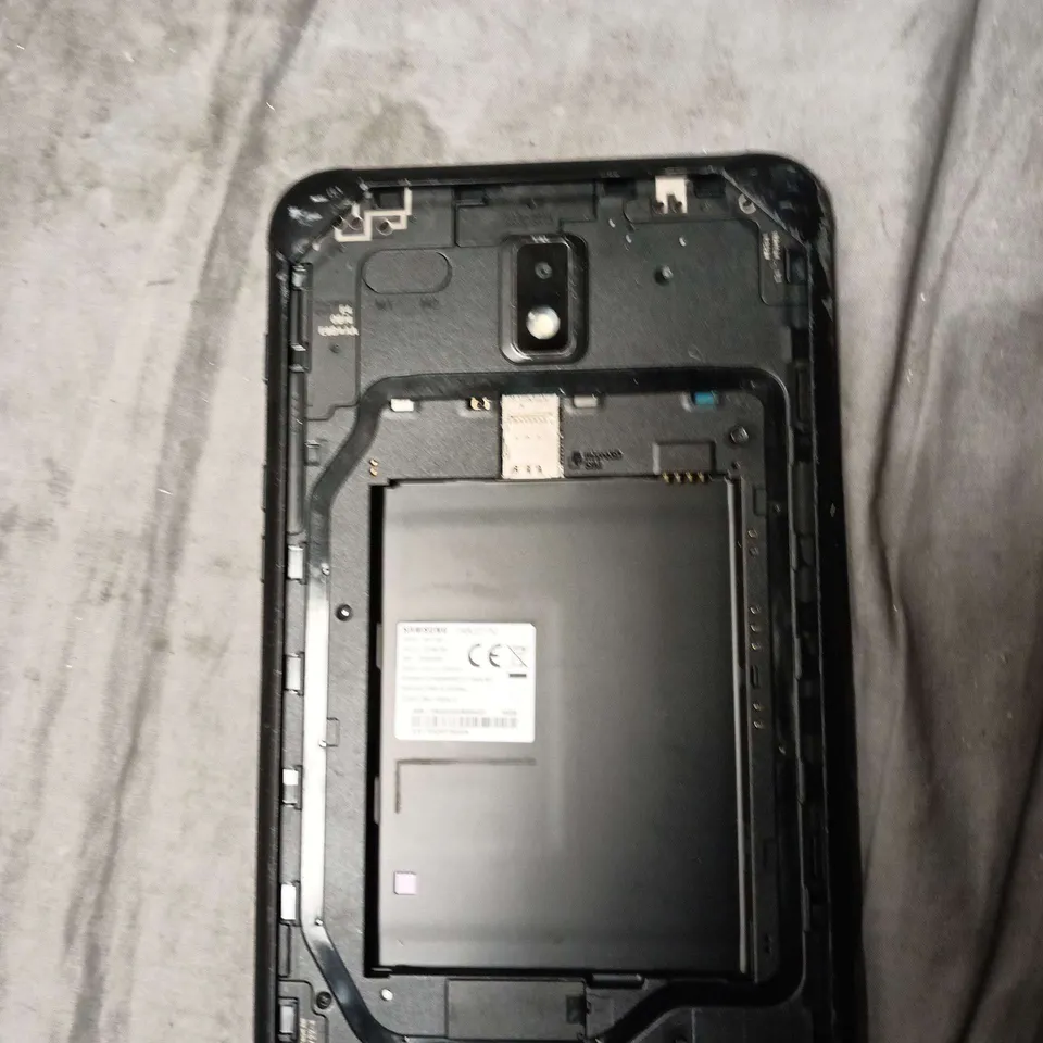 SAMSUNG GALAXY TAB A 8.0 SM-T385 TABLET PC – 16GB – CRACKED FRONT SCREEN