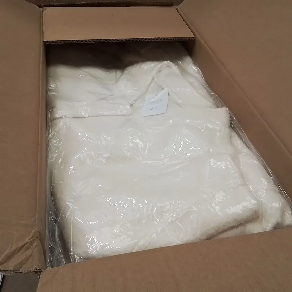 BOXED BRAND NEW APPROXIMATELY 7 SIMPLY BE FAUX WOOL BOMBER JACKET ECRU SIZE 24