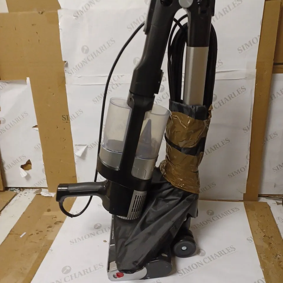 SHARK STRATOS ANTI HAIR WRAP PET PRO VACUUM CLEANER