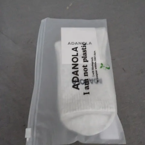 SEALED ADANOLA LIGHT GREY SOCKS