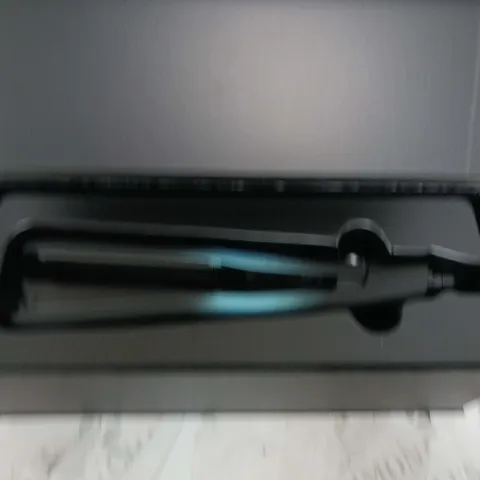 BOXED REVAMP PROGLOSS WIDE ULTRA X SHINE CERAMIC HAIR STRAIGHTENER ST-2000