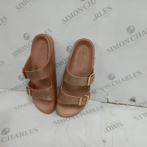 SKECHERS ROSE GOLD CALI GEAR SANDALS - SIZE 6