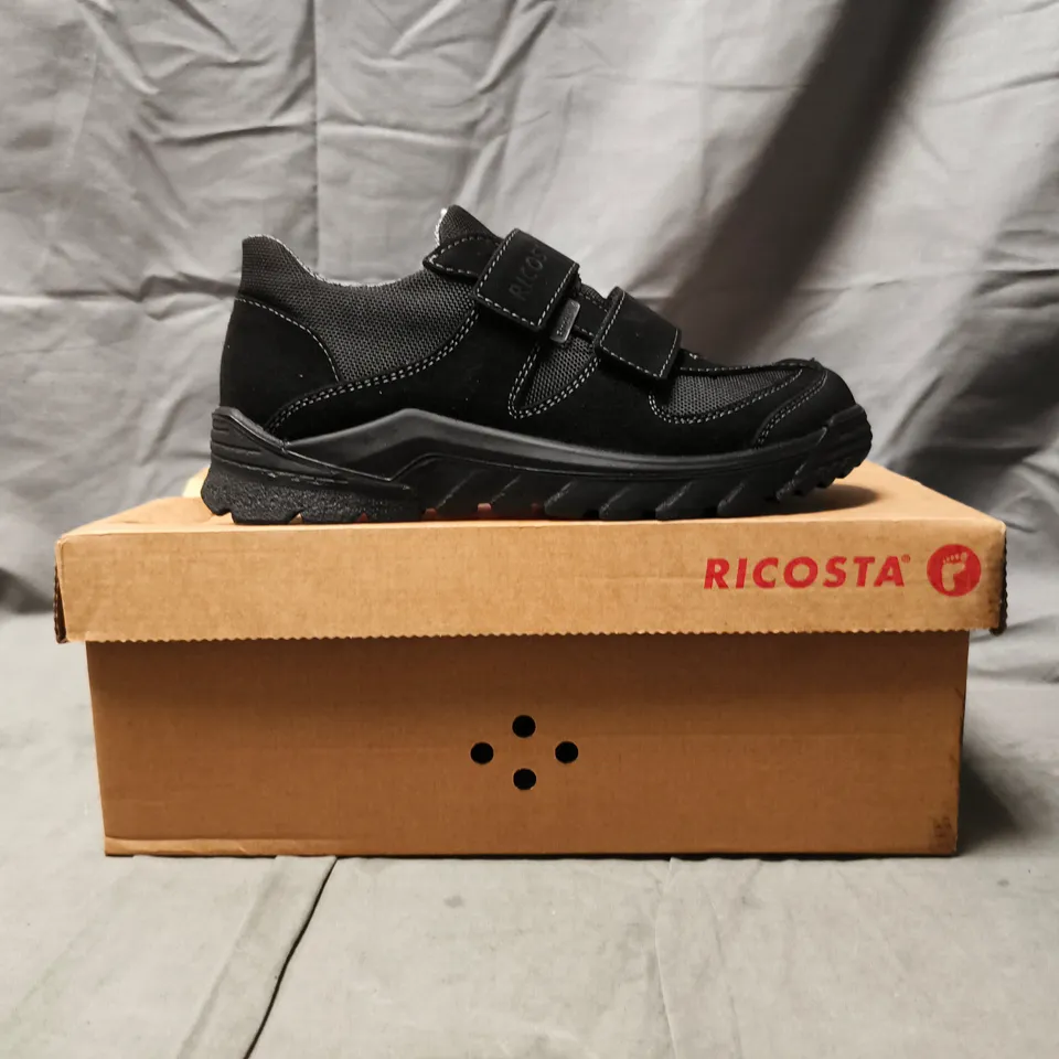 BOXED PAIR OF RICOSTA VELCRO STRAP SHOES IN BLACK SIZE EU 33