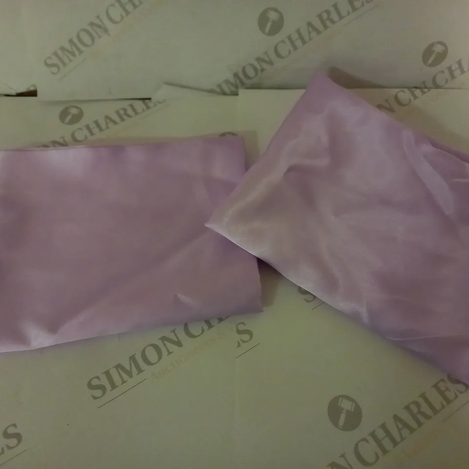 PAIR OF PINK SILK EFFECT PILLOWCASES