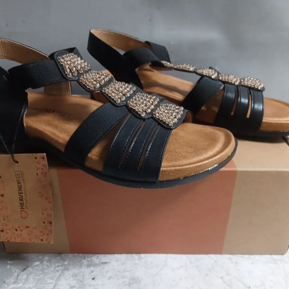 BOXED PAIR OF HEAVENLY FEET OPEN TOE SANDALS IN BLACK SIZE EU 37