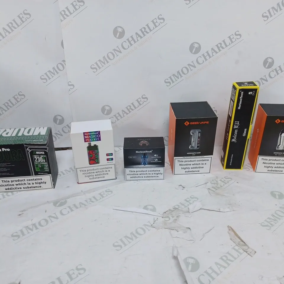 LOT OF APPROXIMATELY 10 BOXED E-CIGARETTES TO INCLUDE GEEKVAPE S100, HORIZONTECH MAGICO POD KIT, AND GEEKVAPE B60 ETC. 