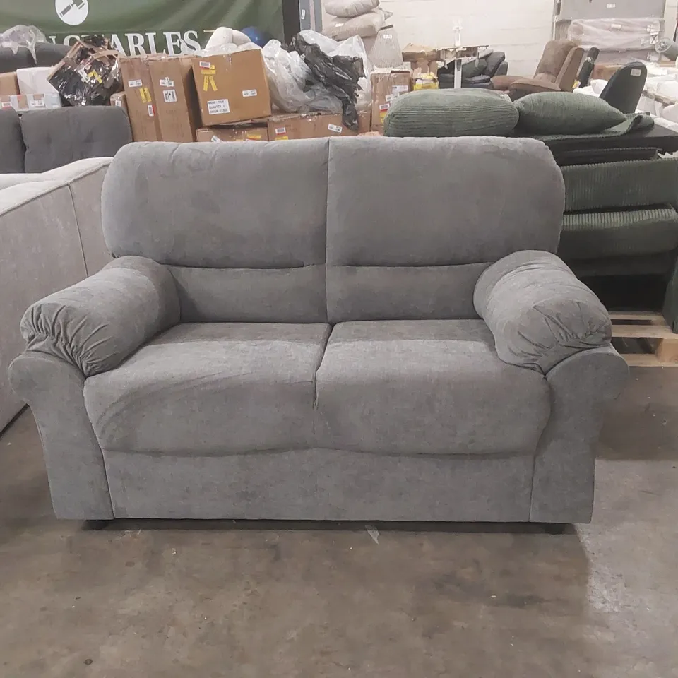 QUALITY DESIGNER FABRIC UPHOLSTERED 2 SEATER SOFA