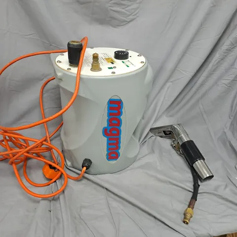 MAGMA INDUSTRIAL HEATED VACUUM CLEANER 
