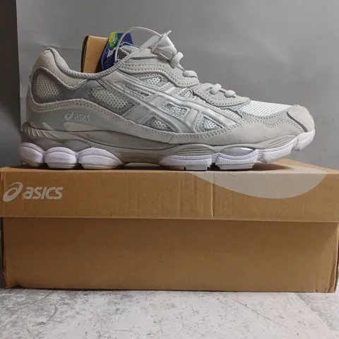 BOXED PAIR OF ASICS GEL-NYC TRAINERS IN GREY SIZE UK 9