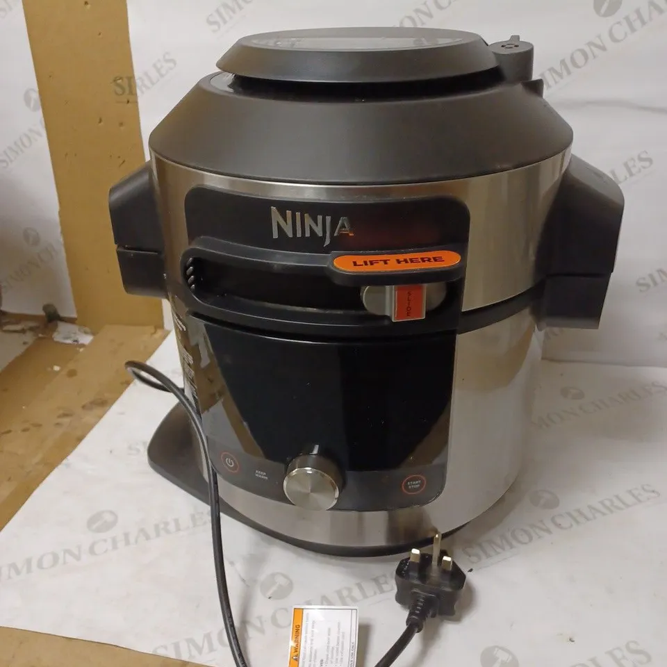 NINJA FOODI MAX SMARTLID MULTI-COOKER