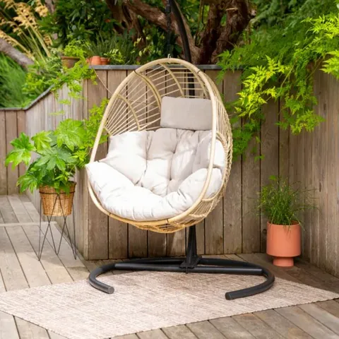 BOXED SINGAPORE HANGING EGG CHAIR (1 BOX)