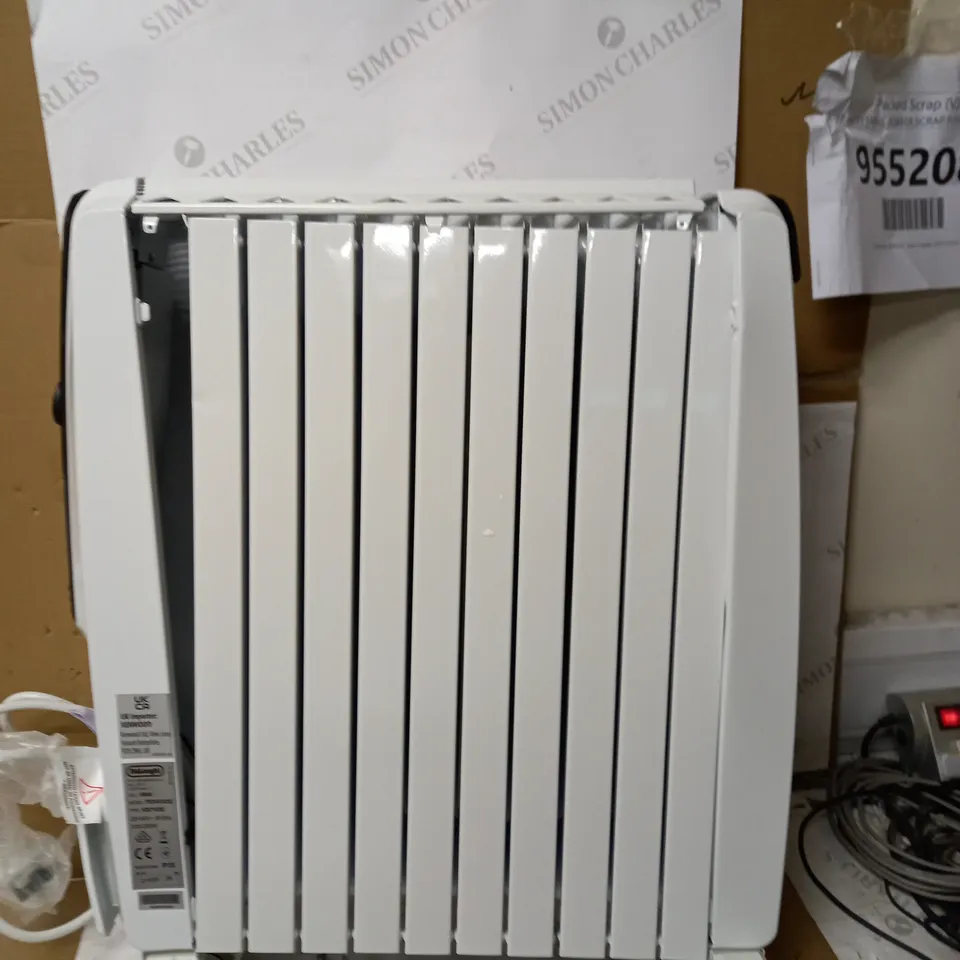 DE'LONGHI ELECTRIC OIL FILED RADIATOR 