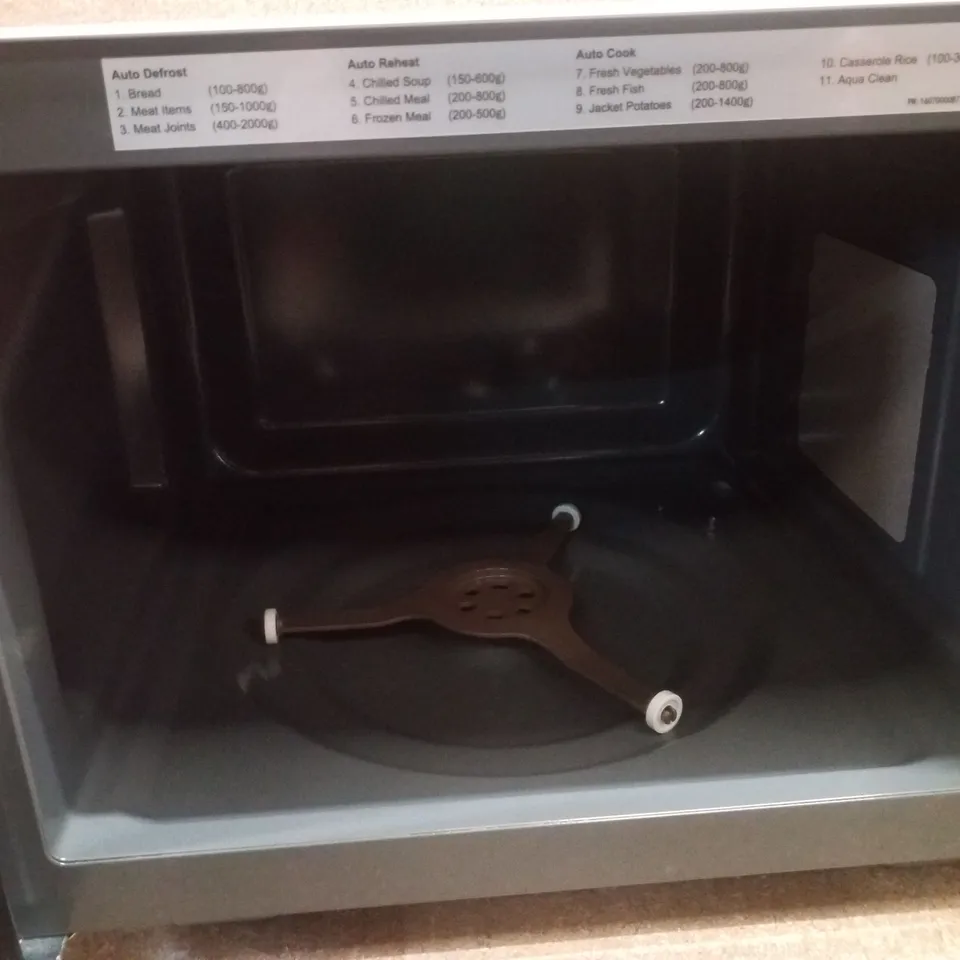 BOXED PANASONIC NN-SD37QS 29 LITRE 29CM HIGH, FREESTANDING SMALL STANDARD MICROWAVE OVEN