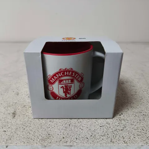 MANCHESTER UNITED CERAMIC MUG – BOXED