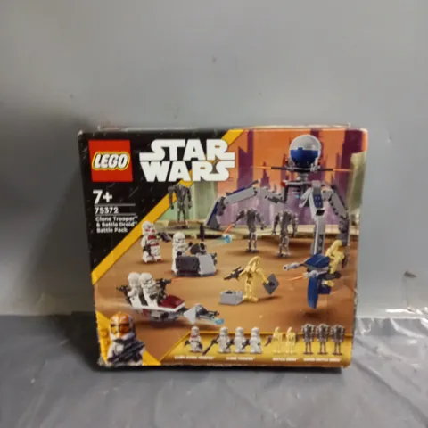 LEGO STAR WARS CLONE TROPPER AND BATTLE DROID BATTLE PACK - 75372