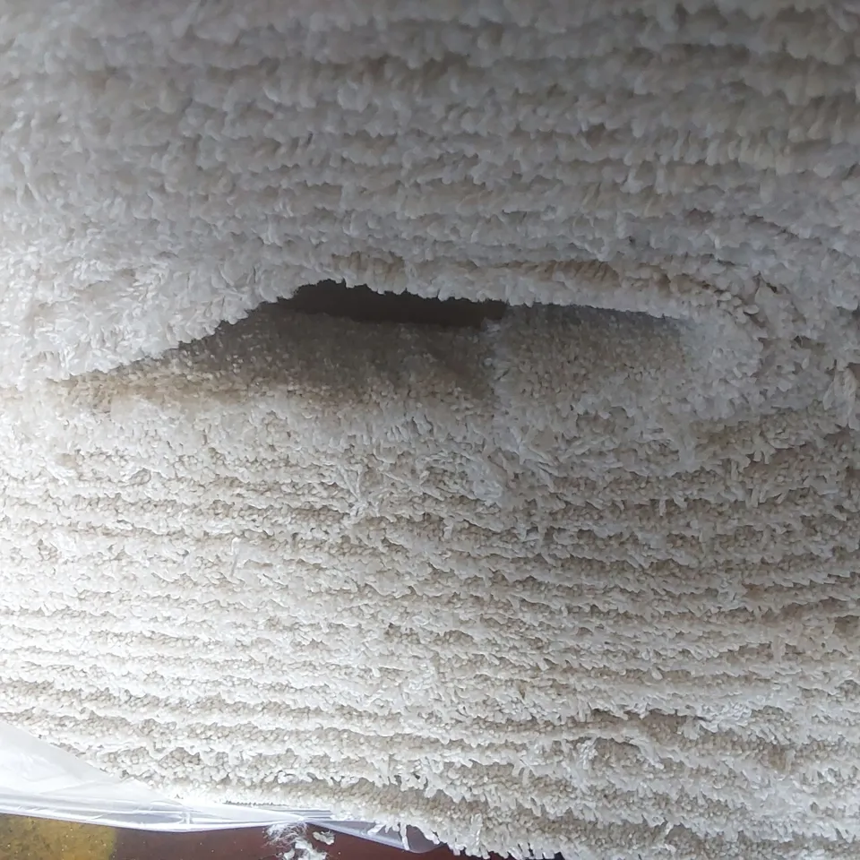 ROLL OF QUALITY KESARI TWINBACK CARPET - APPROXIMATELY 28 x 4m